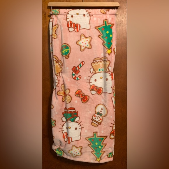 Sanrio Bedding Hello Kitty Christmas Throw Blanket 6x70 Gingerbread